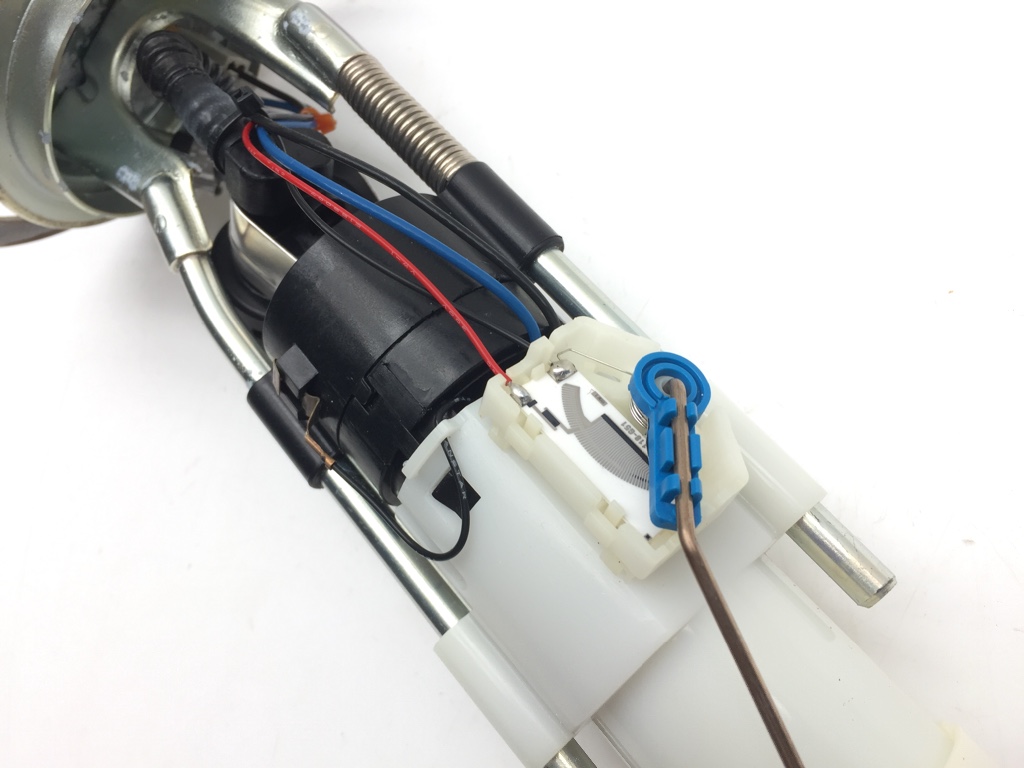 2015 Can Am Maverick 1000R Gas Fuel Tank Pump 2583A eBay